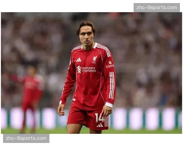 伊萨克1.45亿身价挤掉基耶萨报名 利物浦锋线升级代价引发战术权衡